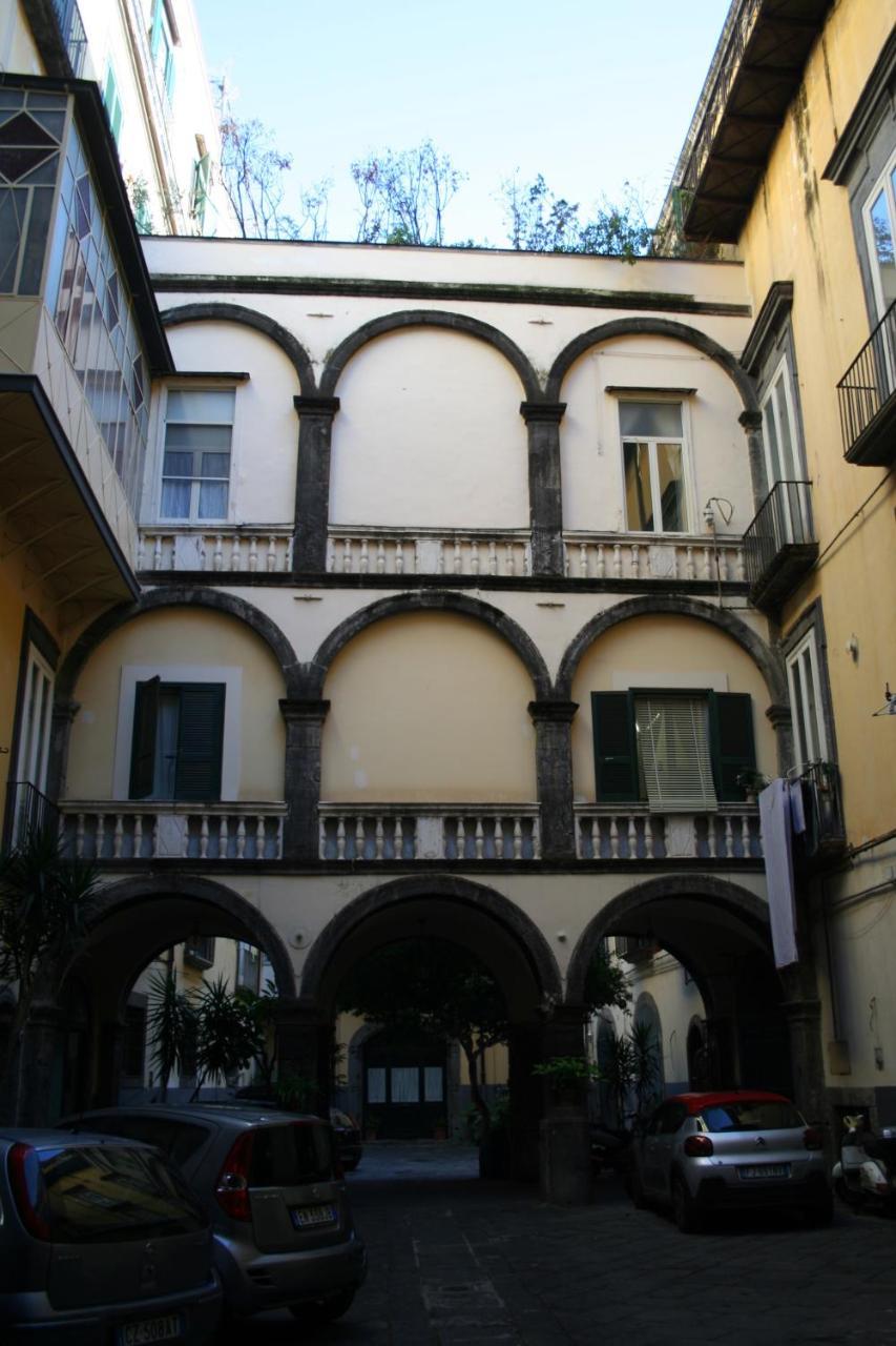 Hotel Casa Masaniello In Centro Neapel Exterior foto